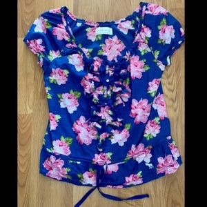 ABERCROMBIE & FITCH TOP SIZE SMALL